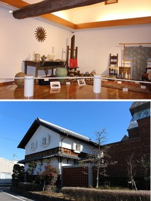 土蔵展示室の中のアトリエ展示と、土蔵の外観