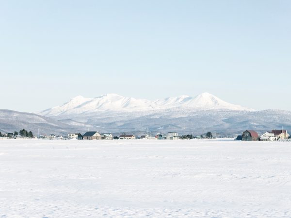 この大雪山が見える環境で暮らしたかったというのがきっかけ　（写真提供：村田一樹）