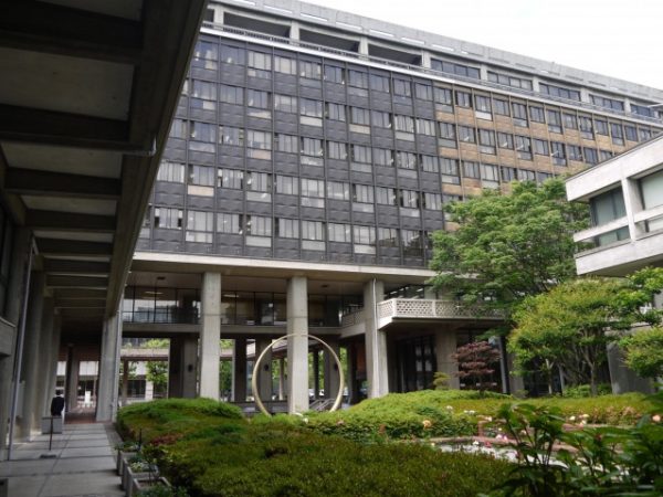 備前焼　岡山県庁舎　前川國男 前川國男氏が設計の岡山県庁舎 | 岡山県観光地を応援！ - ぶらねた
