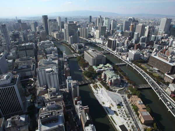 再開発が進む中之島（提供／大阪観光局）