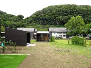 市民農園・多目的施設の「シラハマ校舎」へ