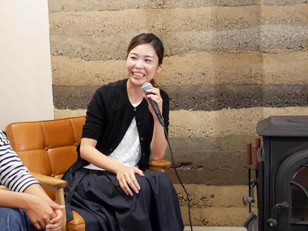 帯広市で賃貸経営や空き家活用事業を展開する空間Works代表の山川知恵さん。上京して学校に通いながら、ヒッチハイクで全国を旅した行動派。旅行やイベント、カメラなど多方面でも活躍中。空き家の活用をしながら、自身が住む帯広市の都市計画に若い世代も入って行けないか、働きかけも進めている