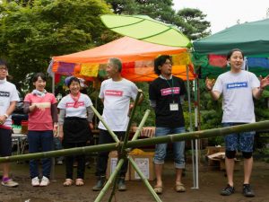 右から片山昇平氏、兄　片山洋平氏、父　片山英弥氏