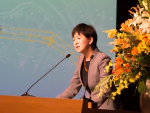 来賓として挨拶をされる国土交通省の伊藤明子住宅局長