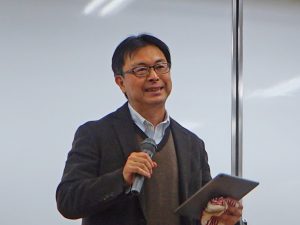 ▲「宅建士には“10年先の未来”を考える提案力が必要」と話す清水千弘教授（日本大学スポーツ科学部教授／マサチューセッツ工科大学不動産研究センター研究員）