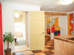 1号店「waya」の室内