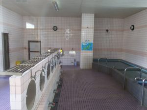 まさご湯。いかにも銭湯な雰囲気が懐かしさを感じさせる。
