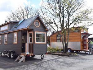 移動できるタイニーハウスは住居としての登記が難しい場合も（写真：Yuki Soma）