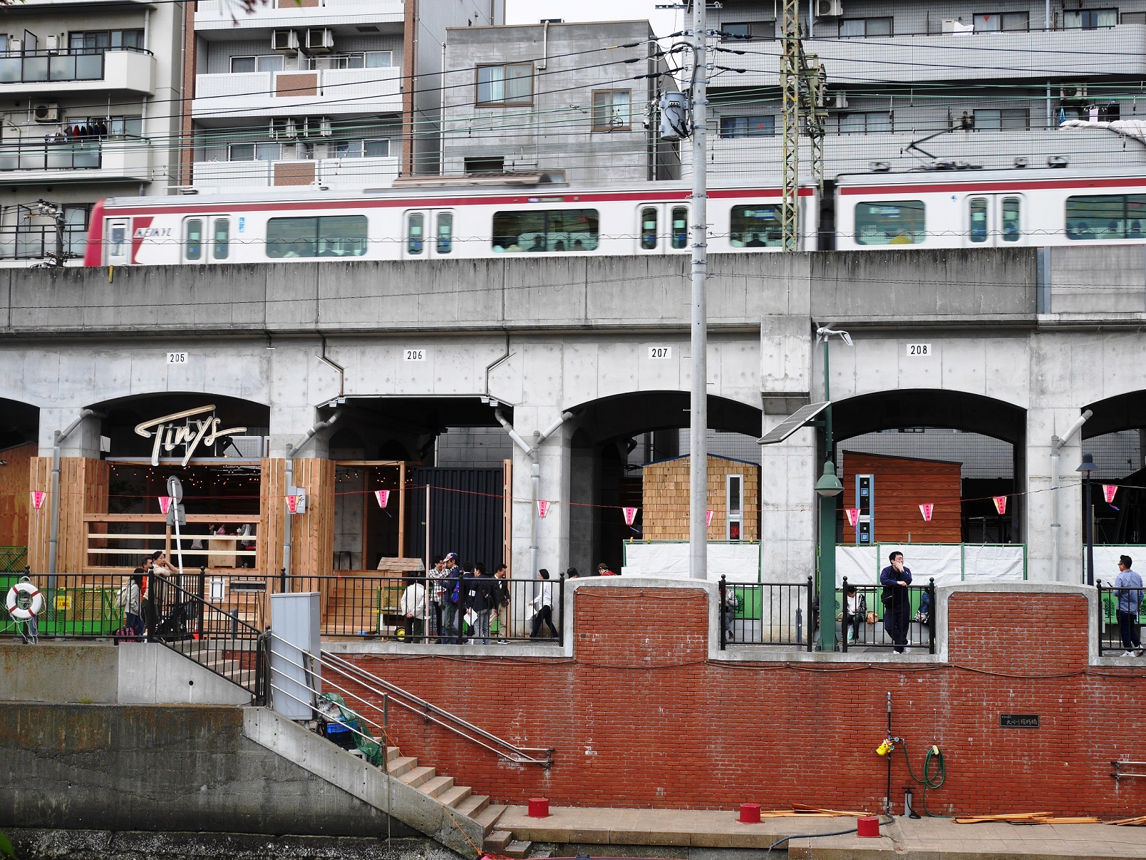 アートのまち”日ノ出町・黄金町エリアに日本初の『高架下