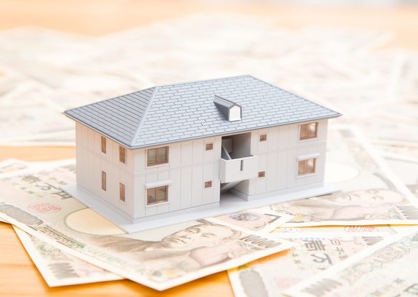 国土交通省は消費者庁と連携してサブリース契約に対する注意喚起のために注意点などを公表。物件オーナーと入居者の双方にとって、とても役立つ情報になっている