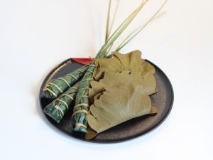 端午の節句に食べるお菓子も関西では粽、関東では柏餅と違いがある