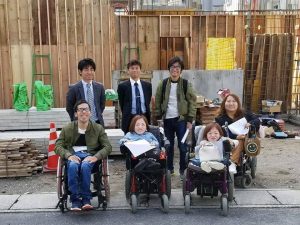 ツクルUDのプロジェクトメンバー。手前左が矢野さん