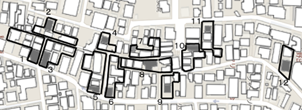 図３）ある木造密集地域における延焼危険建物と区画統合の例