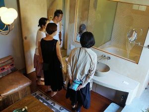 クラウドファンディングの投資家やワークショップの参加者等を招いたお披露目見学会を7月下旬に実施した