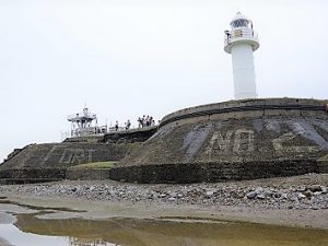 第二海堡を示す「FORT NO.2」の文字が残っている