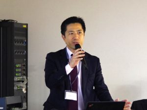 講演を行った成本治男氏