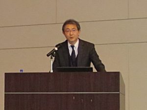 都からの報告として登壇した、東京都 都市整備局 市街地整備部 防災都市づくり課長の栗原聰夫氏