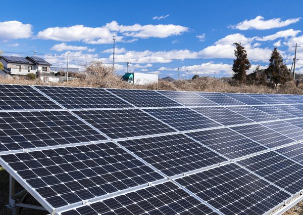 太陽光発電の買取は今後どうなっていくのか。適切に情報を入れて判断したい