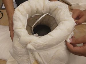 講座では、土器の梱包方法なども習う