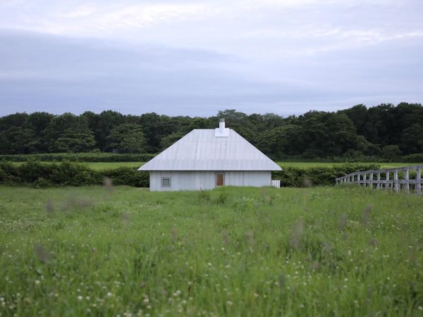 隈研吾氏による寒冷地実験住宅のプロトタイプ「Même（メーム）」（写真：Norio Kidera ）