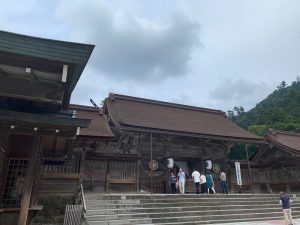 今年、平成の大遷宮 が完遂する出雲大社