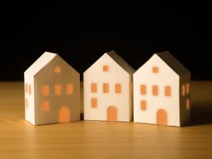 2017年度より、「リ・バース60」リバースモーゲージ型住宅ローンにノンリコース型が導入。利用者増の一因になっていることが考えられる