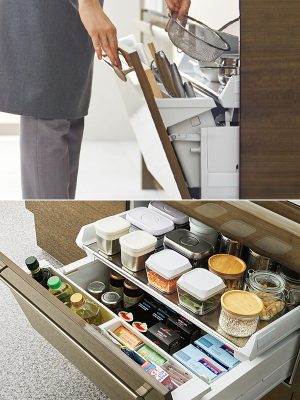  [らくパッと収納]　毎日の作業をもっとラクにするため、引出しを開ける力を軽くすることで、労力を軽減