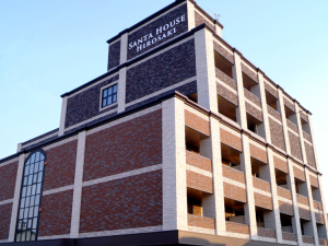 「サンタハウス弘前公園」（観光地隣接型）（多世代交流型）