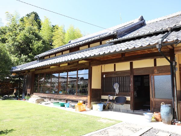 あぐりの杜の拠点となっている古民家。今後は厨房を使った食堂の開設も計画中だという