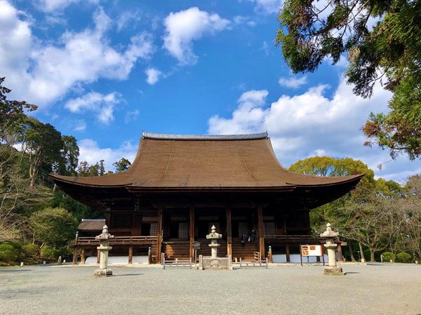 長等山（ながらさん）園城寺、通称・三井寺の国宝・金堂