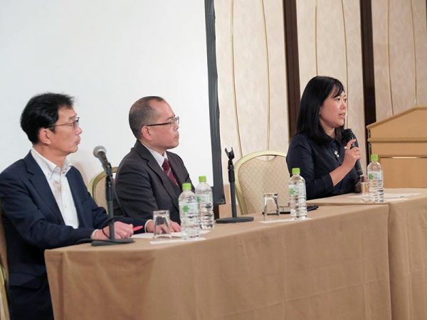 右から太田垣氏、熊切氏、赤尾氏