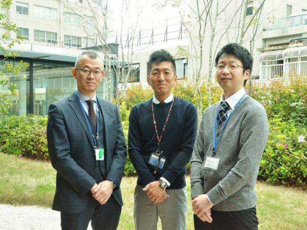 左から、京都市都市計画局住宅室住宅政策課の関岡孝繕さん、田村勇樹さん、橋本真さん