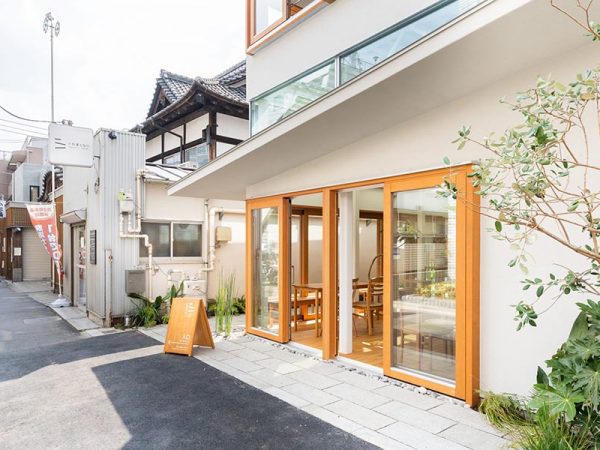 完成した「小杉湯となり」。どこにいてもお隣の小杉湯が見える