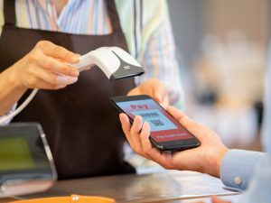 キャッシュレス決済の定着は進むのか。新型コロナウイルスを想定した「新しい生活様式」の推進の観点からもキャッシュレス決済の普及は期待されている