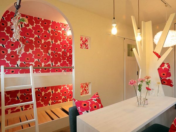 京都の雑貨店がデザインを監修した２階子ども部屋。「京ぐらしネットワーク」では、リノベーションの際の部屋のデザイン提案もしてくれる