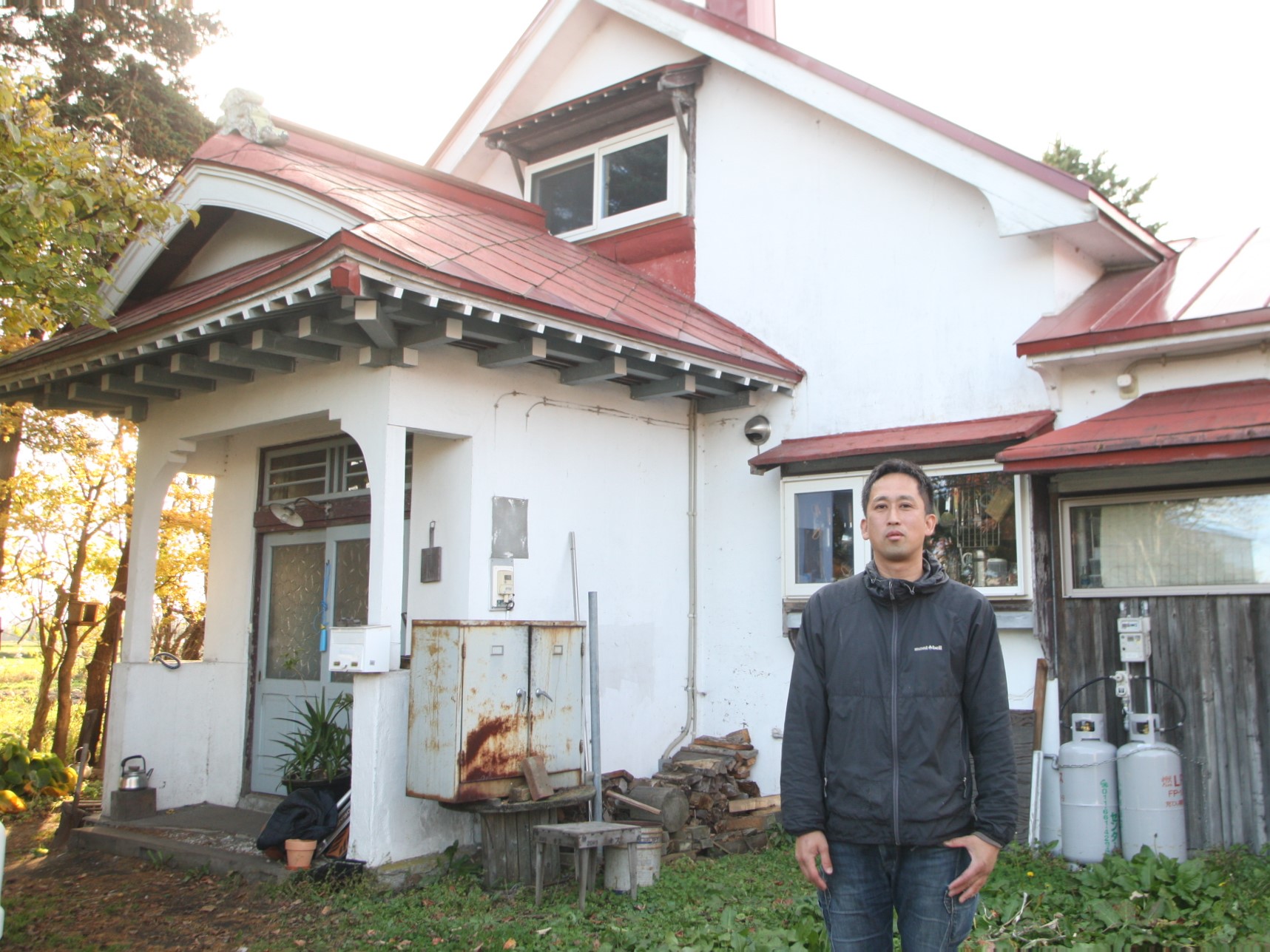 住宅からサウナ、鮭箱の家具までなんでもつくる北海道の宮大工の仕事術