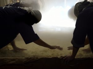 日本酒をつくる「杜氏（とじ）」の語源は、社司ことだとする説もある