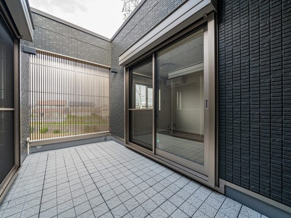 ゴルフシミュレーターのある部屋は12.3畳。たっぷりの広さがある。1階にはそれ以外に浴室、洗面所などが用意されている