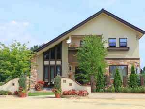 借地権付きマンションや借地権付き一戸建てなど、不動産情報で見かける借地権付き物件について解説する