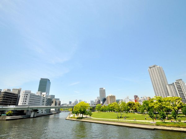 都心のオアシスとして親しまれる、中之島公園