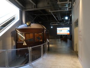 ヒストリーシアターにはモハ1形が展示されている。小田急電鉄の歴史の幕開けとなった貴重な車両。「外側は少し補修を加えていますが、内部は当時のままになっています」（神林さん）