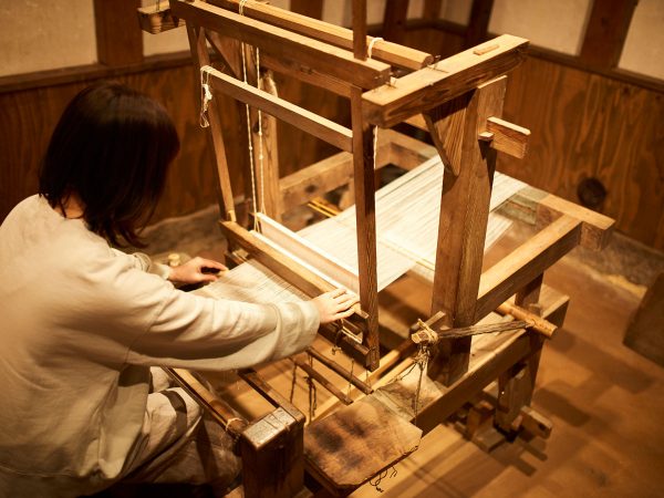 中川政七商店 奈良本店。2階の約60坪のフロア一面に並ぶ、約3,000の商品。撮影：淺川 敏