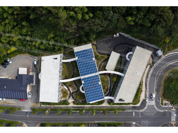 上空からみた「YOHAKU」。N字型になっているのがわかる
笹の倉舎 / 笹倉洋平　Sasakura Yohei
https://sasanokurasha.com/