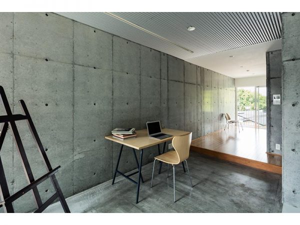 「LIVINGROOM」
笹の倉舎 / 笹倉洋平　Sasakura Yohei
https://sasanokurasha.com/