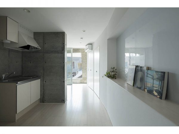 「LIVINGROOM」
笹の倉舎 / 笹倉洋平　Sasakura Yohei
https://sasanokurasha.com/