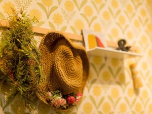 V-Wall LV3314：リリカラ株式会社　©Color Design Firm