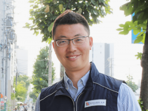 名古屋匠塗装の齊藤嘉徳さん（写真）
以前IT業界で働いていた経験を活かし、雨漏りや外壁塗装でお困りのお客様と優良な会社をつなぐマッチングサイト『雨漏り匠ナビ・塗装匠ナビ』を運営
