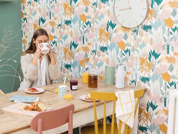 プロバンスの木々に黄土色の大地がバカンス気分をもたらしてくれる　MANUEL CANOVAS COTE-D'AZUR FMC3091-03：株式会社トミタ