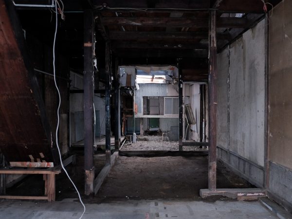 かつてこの辺りには銭湯やシネマもあり、多くの人で賑わっていたのだそう。これも地域のお年寄りが店に立ち寄った際に、古賀さんに教えてくれた情報だ