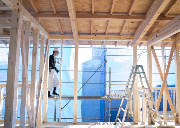 建築業界の慢性的な人手不足もあり、建築費はもともと上昇傾向にある